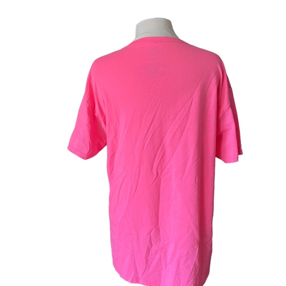 Tha Golden Girls STAY CLASSY tee, bright pink, short sleeve size Medium 50/50 - Picture 3 of 6